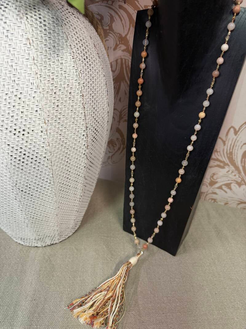 collana lunga nappina rosa