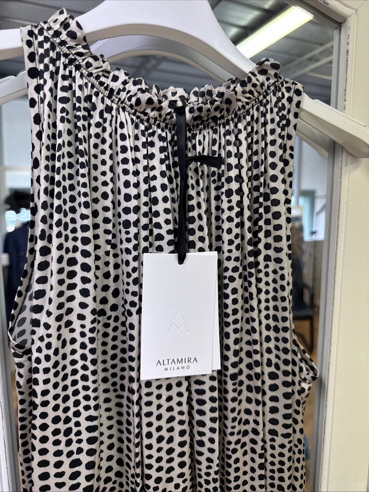 vestito donna lungo fantasia nero avorio Altamira Milano